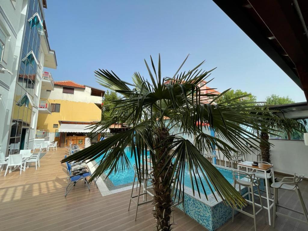 Brian Hotel Velipojë Exterior foto